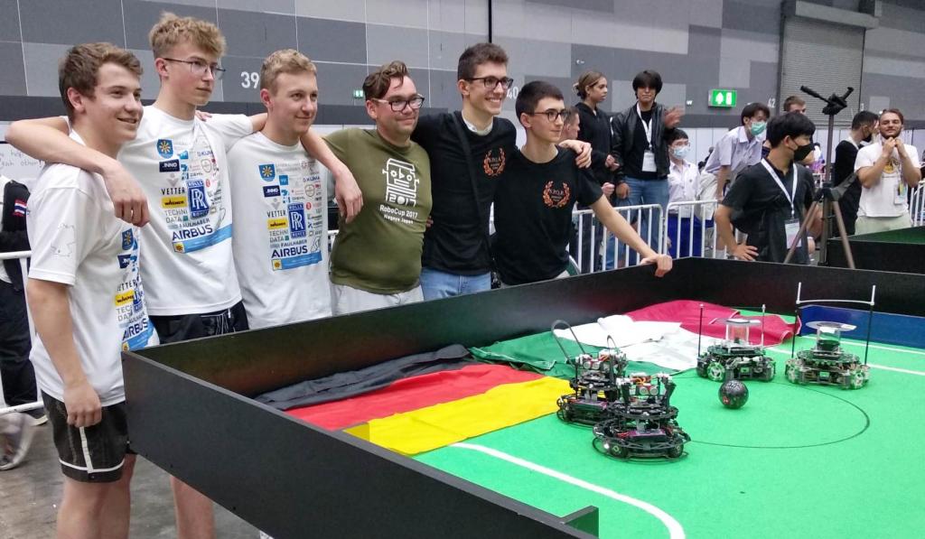 RoboCup: Two Roman Students Are World Champions!