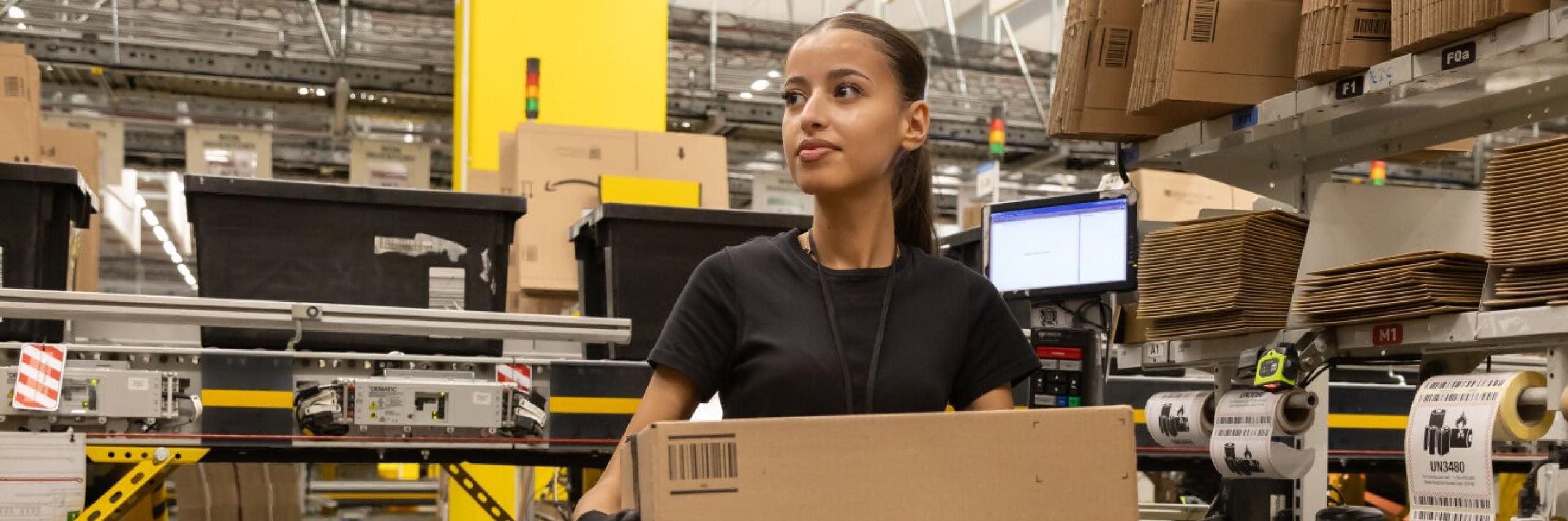 Make it Real. Gli studenti un giorno in Amazon 