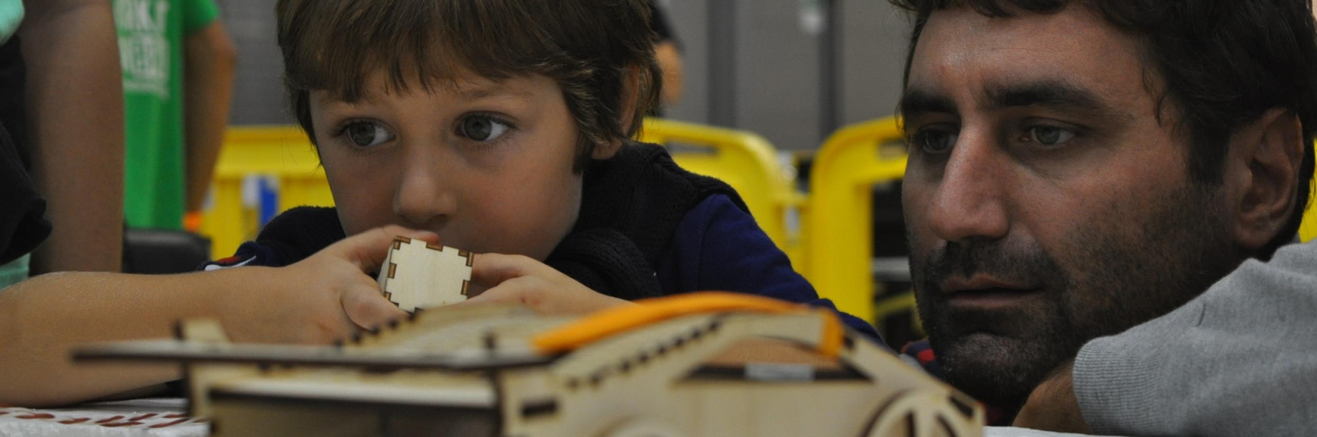 Maker Faire 2025: allo stand F12 esperienze formative per tutte le età