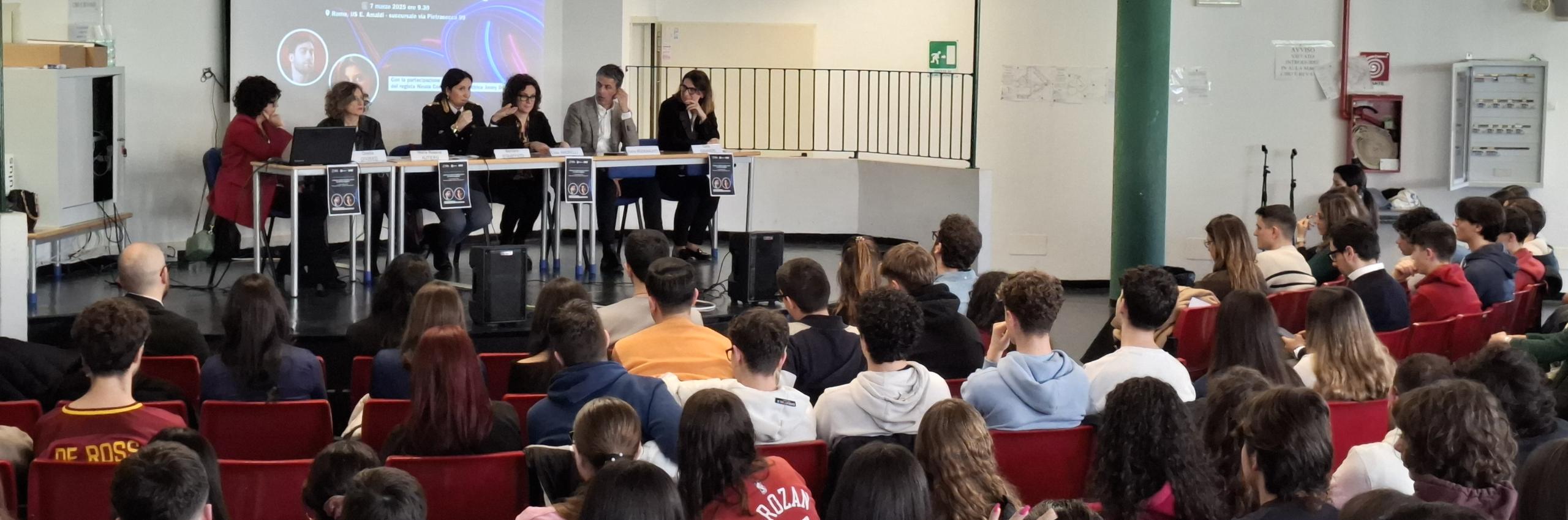 Esperienze immersive contro la violenza digitale 