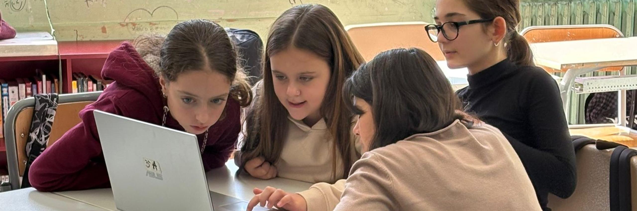 Coding Girls Power Up parte da Napoli