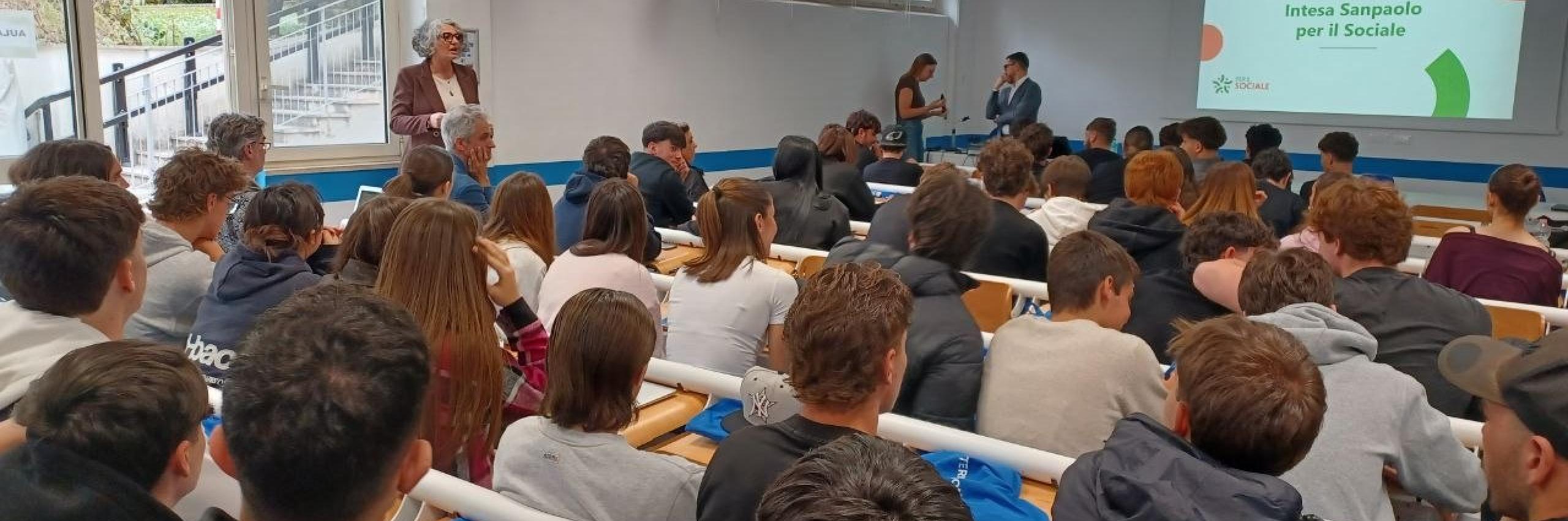 Roll Clud: i vincitori di Hack4SocialAI a Roma