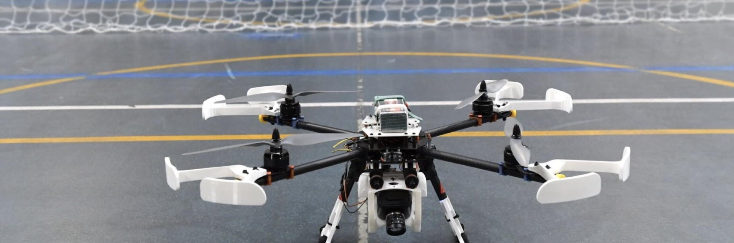 I droni atterrano nel liceo di Tor Bella Monaca, all'Amaldi nasce il primo campo volo