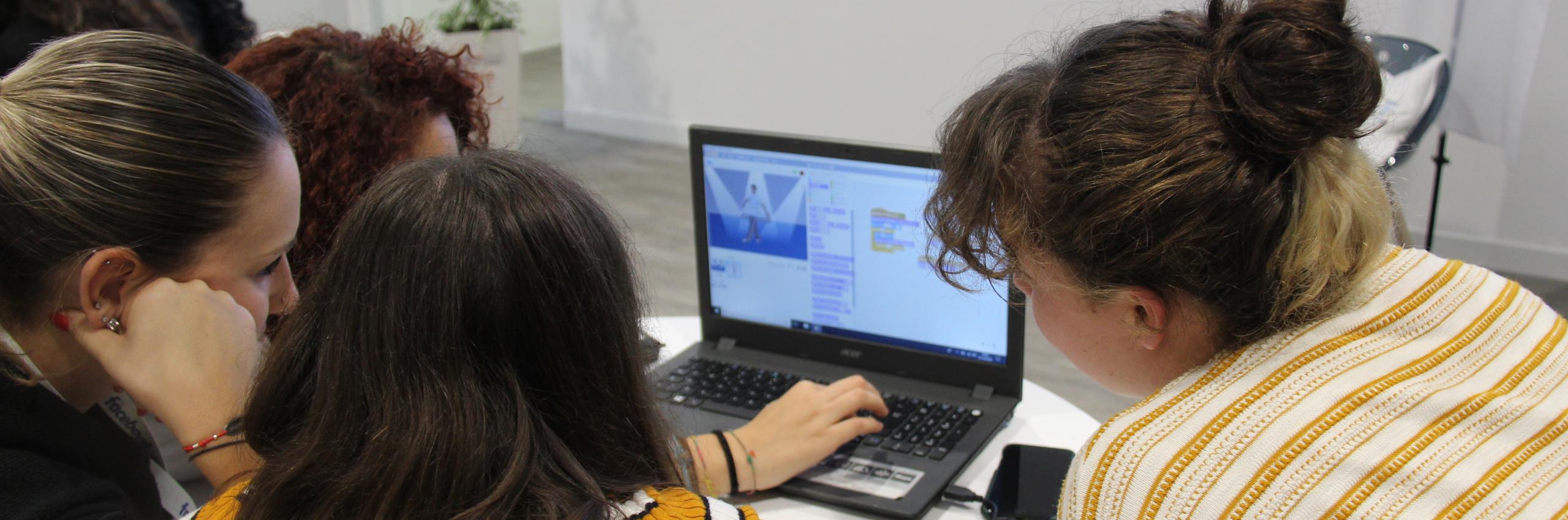 Coding Girls & Women