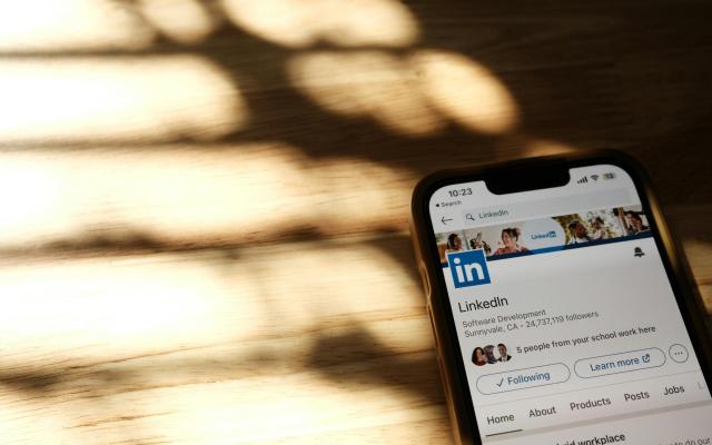 LinkedIn senza segreti grazie all'IA