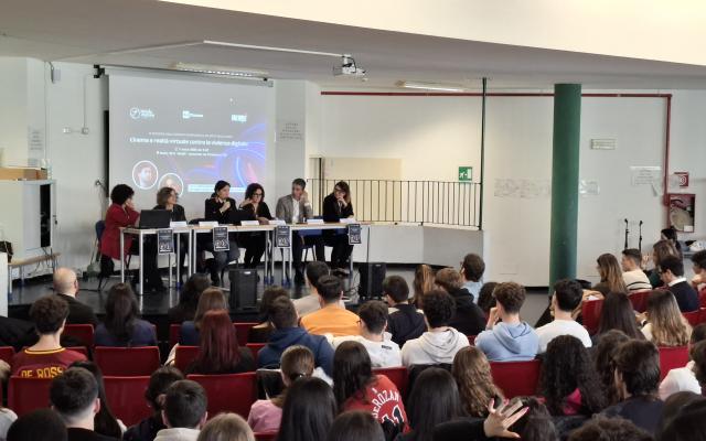 Esperienze immersive contro la violenza digitale 