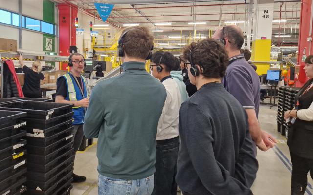 Dentro l'innovazione. Un giorno in Amazon