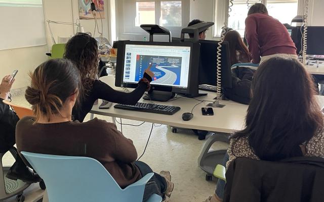 Gli studenti del liceo Gullace si preparano al contest creativo TirBOT