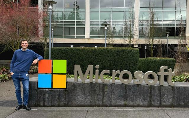 In classe con i volontari Microsoft: Fabio Moroni