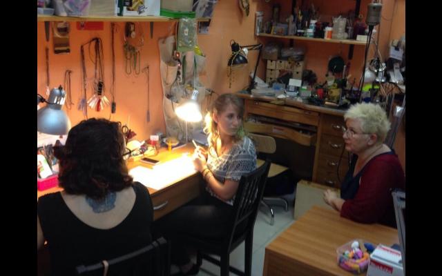 BqjqUGLIYAAwHbL.jpg large.jpg