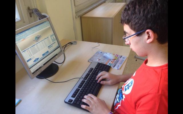 BrO0zNzCUAIvWwT.jpg large.jpg